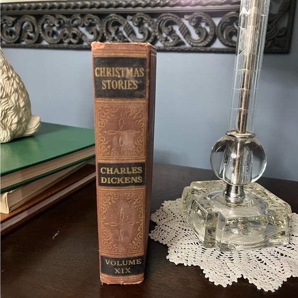 Charles Dickens Christmas Stories Book hardcover - Picture 2 of 9